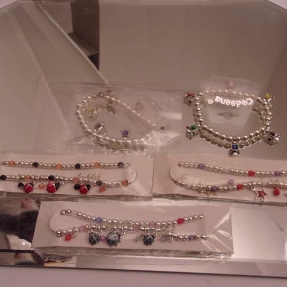 NWTS UNIQUE 3 LADY BUG & STARS ANKLETS & 2 BRACELE - Picture 6 of 6